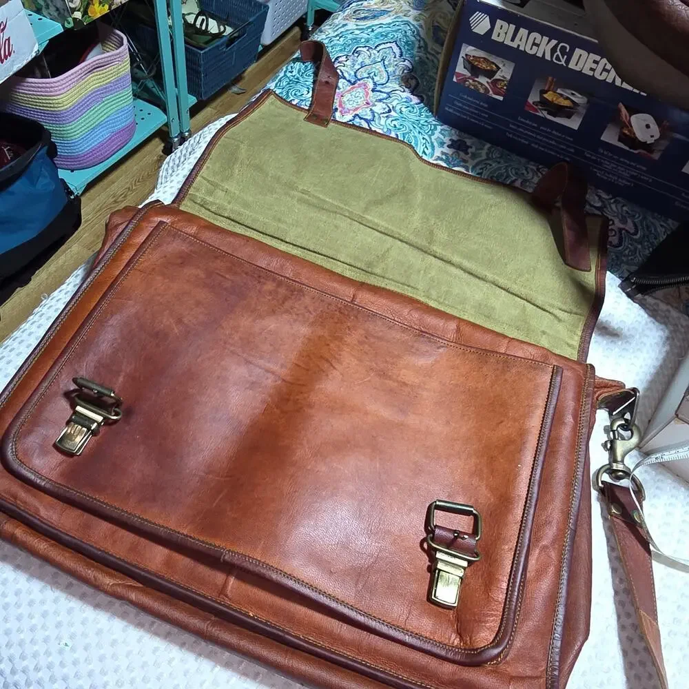 KOMAL'S PASSION LEATHER VINTAGE MESSENGER LAPTOP BAG